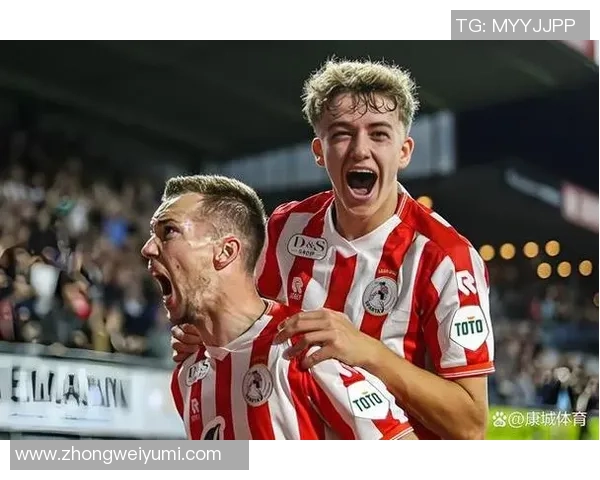 埃因霍温主场迎战芬洛争夺荷甲积分榜重要胜利