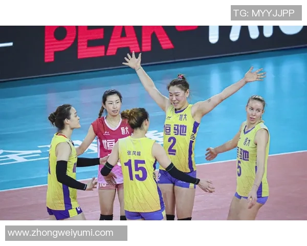 江苏女排与恒大女排激战正酣谁能在这场巅峰对决中笑到最后