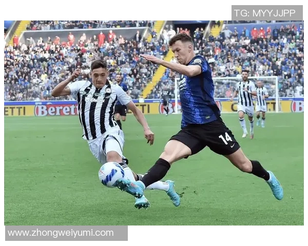 尤文图斯与巴塞罗那小组赛精彩对决回顾与分析