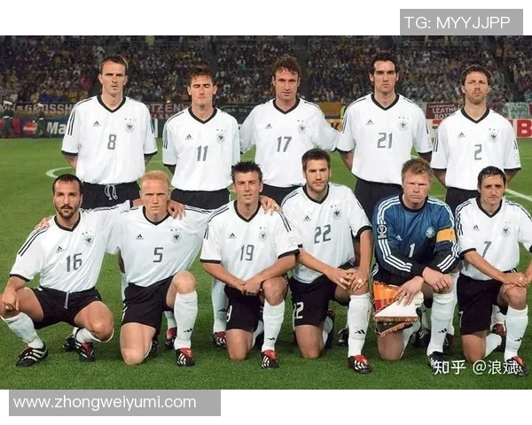 格雷茨卡的足球之路:从青年才俊到德甲明星的蜕变与成长 格雷茨卡的足球之路:从青年才俊到德甲明星的蜕变与成长