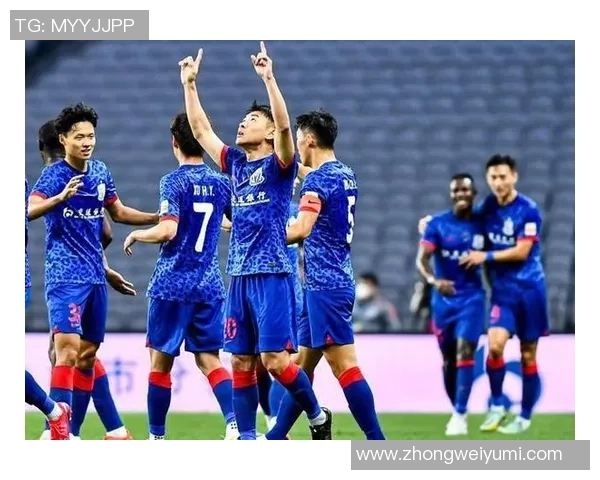 上海绿地申花迎战江苏队争夺胜利全力以赴展现球队实力与拼搏精神 上海绿地申花迎战江苏队争夺胜利全力以赴展现球队实力与拼搏精神