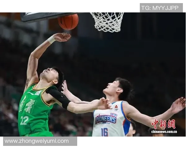 上海久事与辽宁本钢激战正酣谁能在CBA赛场上笑到最后