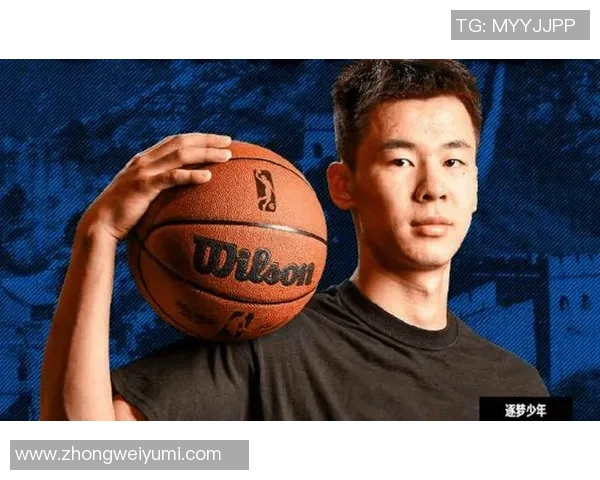 郭昊文：从青涩少年到篮球场上的璀璨明星之路与成长故事