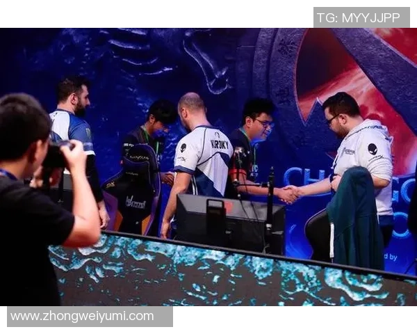 专访DOTA2职业战队教练杨娜探索成功背后的秘密与策略 专访DOTA2职业战队教练杨娜探索成功背后的秘密与策略